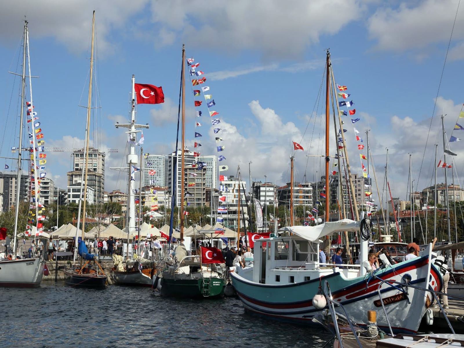 Tekne severler için bir klâsik, tarihçiler için benzersiz bir kaynak