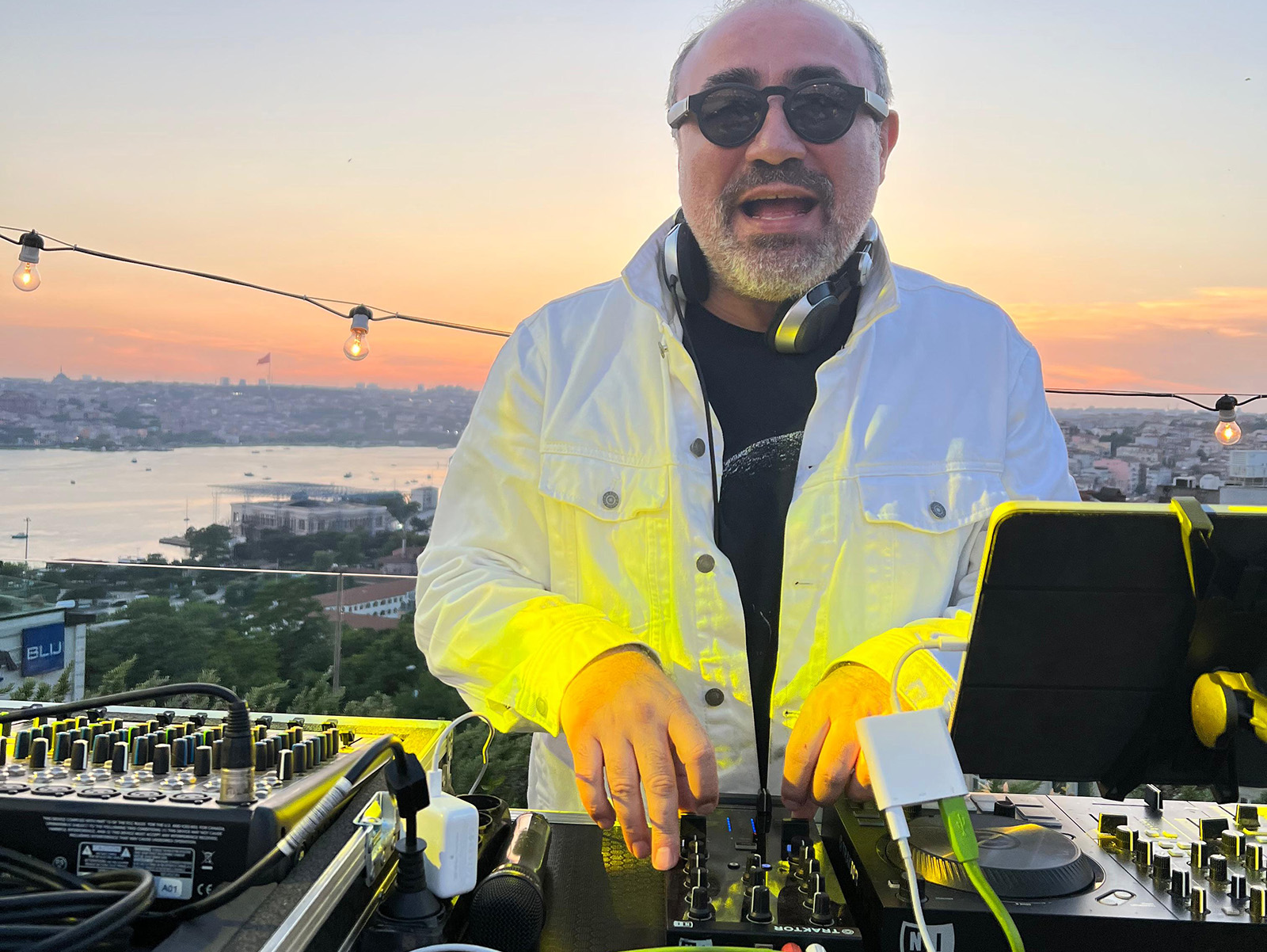 A sailing route (and a playlist) charted with music and friendship