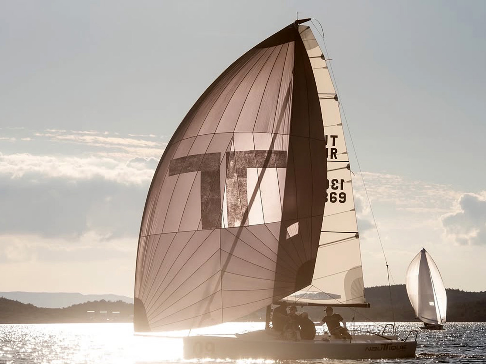  In Setur Marinas, summer passes, but yacht races never end