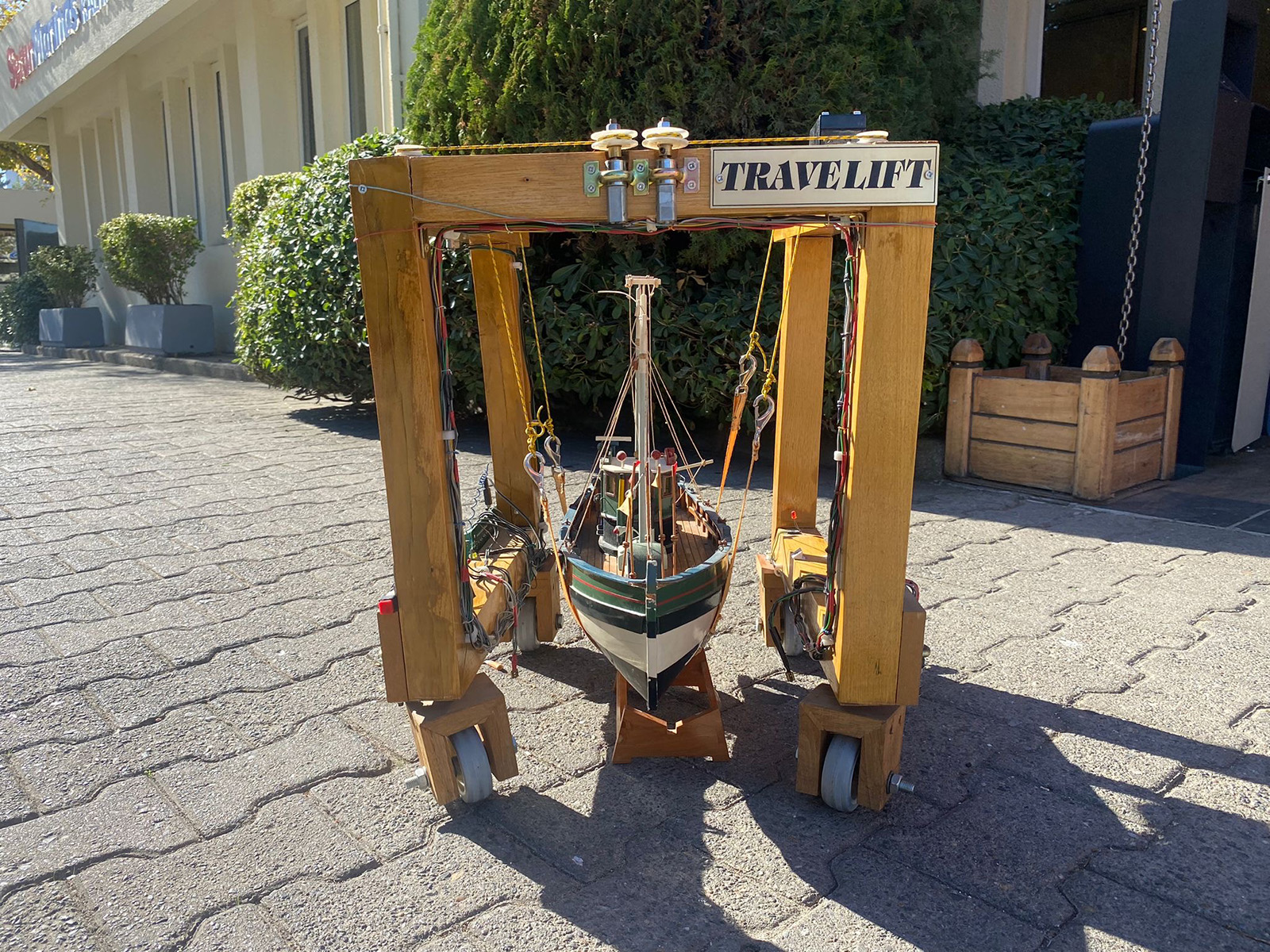My lovely little travel lift!