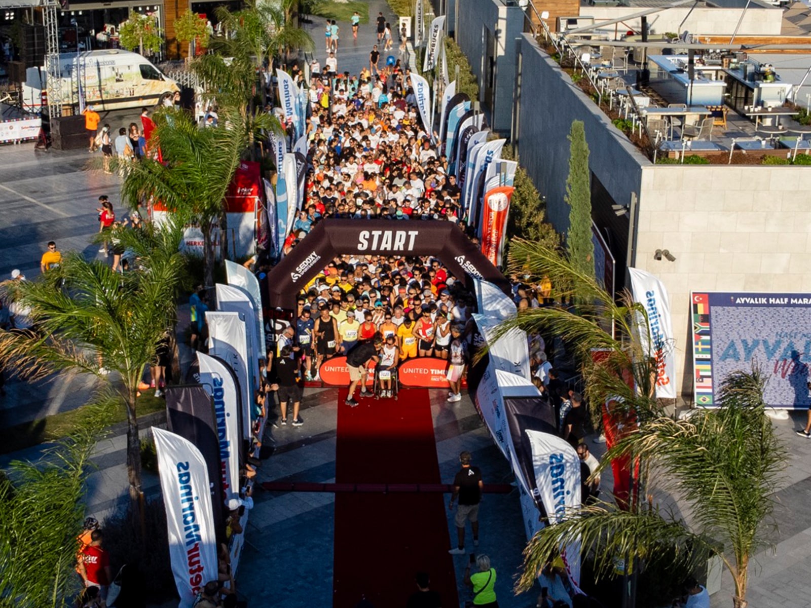 30 Ülkeden 1500'ün Üzerinde Sporcu Kuzey Ege'nin İncisi Ayvalık'ta Koşacak